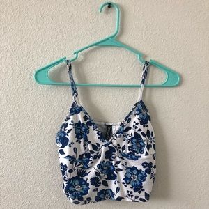Crop top floral tank